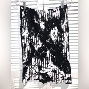 Milano white and black tie dye stretchy pencil Skirt Size Medium